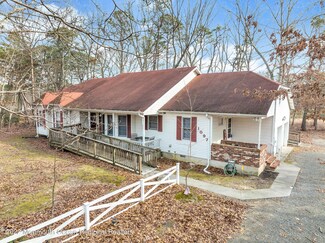 1097 Lakewood Farmingdale Rd, Howell, NJ 07731