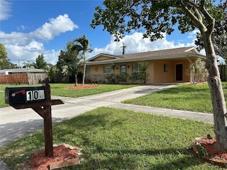 108 SE Soneto Ct, Port Saint Lucie, FL 34983