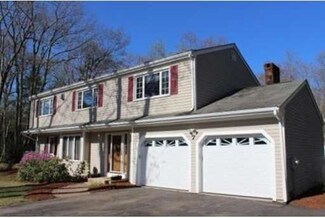 7 Camelot Dr, Paxton, MA 01612
