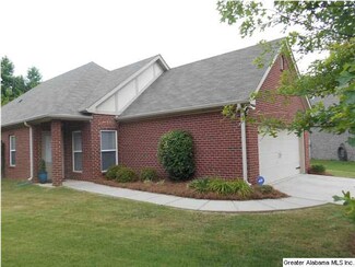 123 Oxmoor Glen Cir, Birmingham, AL 35211