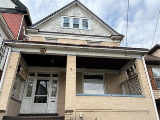 374 Kenney Ave, Pitcairn, PA 15140