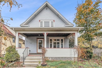 137 Curtice St E, Saint Paul, MN 55107
