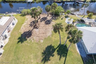 18641 Klingler Cir, Port Charlotte, FL 33948