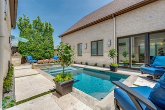 6935 Stone Meadow Dr, Dallas, TX 75230