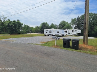 108 County Road 621, Etowah, TN 37331