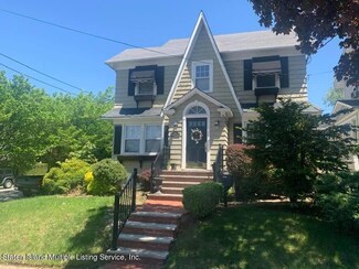 65 Hartford Ave, Staten Island, NY 10310