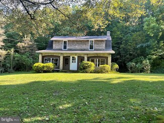 720 W Locust St, Clearfield, PA 16830