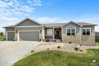 4693 N Dwight Dr, Manhattan, KS 66502