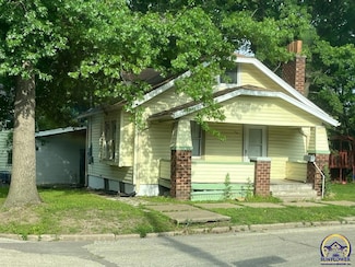 114 NW Lindenwood Ave, Topeka, KS 66606