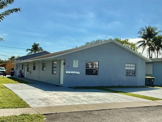 255 SW 12th St Unit 2, Dania, FL 33004