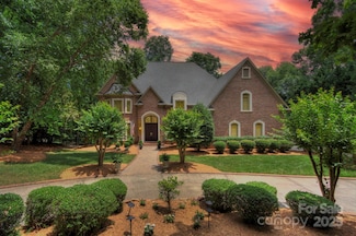 4323 Rosecliff Dr, Charlotte, NC 28277