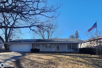 208 6th St N, Northwood, IA 50459