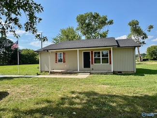8165 State Line Rd, Taft, TN 38488