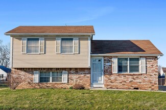 2098 Poplar St, Obetz, OH 43207