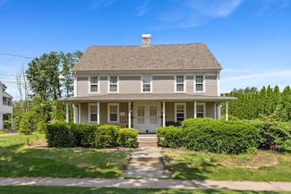 584 Main St Unit 2, Portland, CT 06480