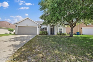 4365 Red Tip Rd N, Jacksonville, FL 32218