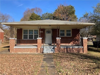 326 Washburn St, Lexington, NC 27292