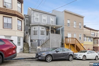 32 N 6th St, Paterson, NJ 07522