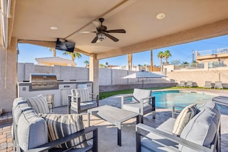 2589 Sunkentree Dr, Lake Havasu City, AZ 86403