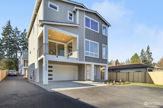 17825 Wallingford Ave N Unit C, Shoreline, WA 98133