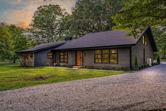 364 Cook Rd, Tullahoma, TN 37388