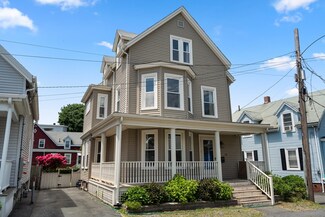 12 Ocean Cir, Lynn, MA 01902