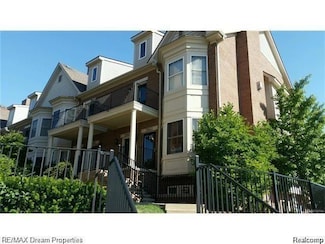 25612 Portico Ln Unit 15, Novi, MI 48375
