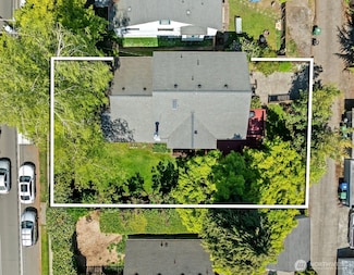 5210 35th Ave NE, Seattle, WA 98105