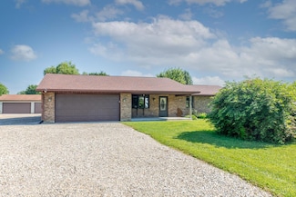 59 England Dr, Eaton, OH 45320