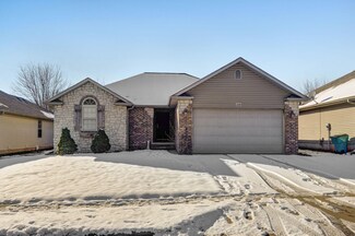 1234 E McClernon St, Springfield, MO 65803