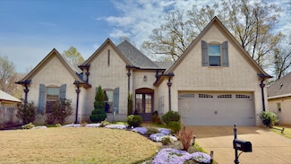 2444 Crimson Ridge Ln, Cordova, TN 38016