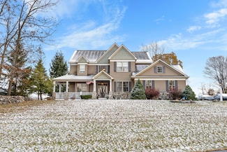 18 Ridgeview Rd, Gansevoort, NY 12831