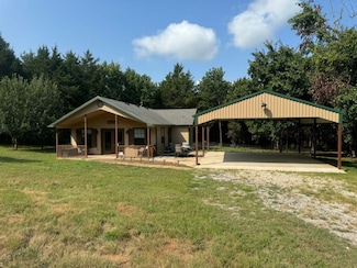 6099 Emu Ln, Marietta, OK 73448