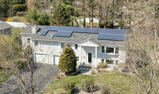 20 Ashford Rd, Longmeadow, MA 01106