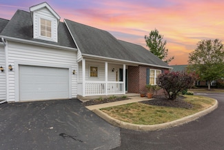 676 Norfolk Ct Unit 35, Johnstown, OH 43031