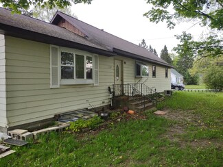 404 W Washington St, Crandon, WI 54520