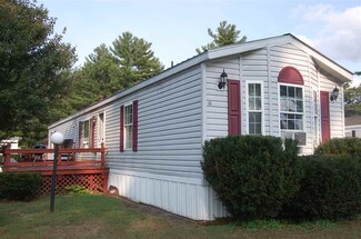 11 Robbins St, Hinsdale, NH 03451