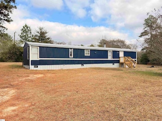 303 Trail Ct, Williamston, SC 29697
