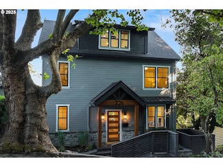 226 NW MacLeay Blvd, Portland, OR 97210