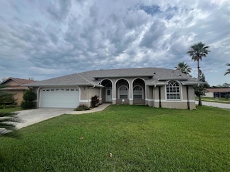 18600 White Pine Cir, Hudson, FL 34667