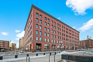 289 5th St E Unit 508, Saint Paul, MN 55101