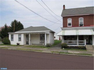 427 W Race St Unit 30, Pottstown, PA 19464