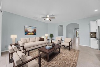 7162 Prudencia Dr, Lake Worth, FL 33463