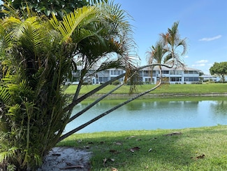 7 Kent A, West Palm Beach, FL 33417