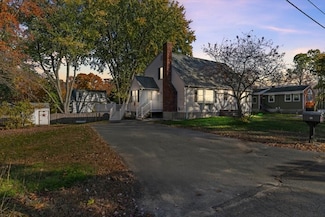 39 Clinton St, Methuen, MA 01844