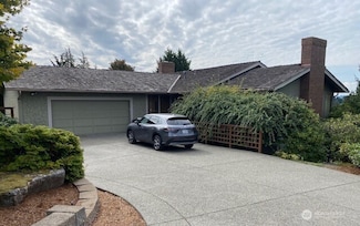 8811 NE 15th Place, Clyde Hill, WA 98004