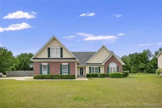 6628 Valley Falls Rd, Hope Mills, NC 28348