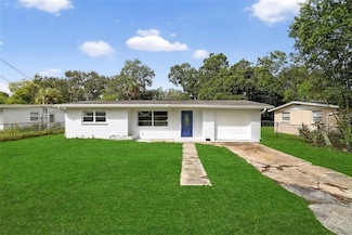 178 Lee St, Daytona Beach, FL 32117