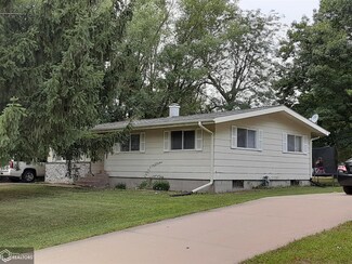 305 E Buchanan Ave, Fairfield, IA 52556