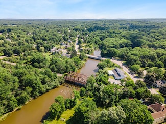 176 Melissa Dr, Yarmouth, ME 04096